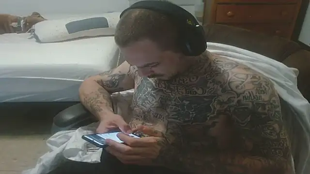 Snapshot of DADDY_KANE8--- chatting on June 21, 2026, 8:47 pm DADDY KANE8--- online show from June 21, 2026, 8:47 pm
