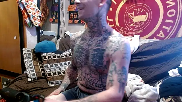 Snapshot of DADDY_KANE8--- chatting on February 5, 2025, 11:55 am DADDY KANE8--- online show from February 5, 2025, 11:55 am