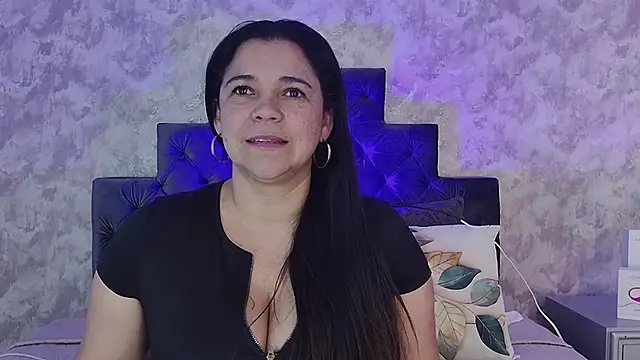 elizabeth coleman online show from April 28, 2026, 10:03 pm