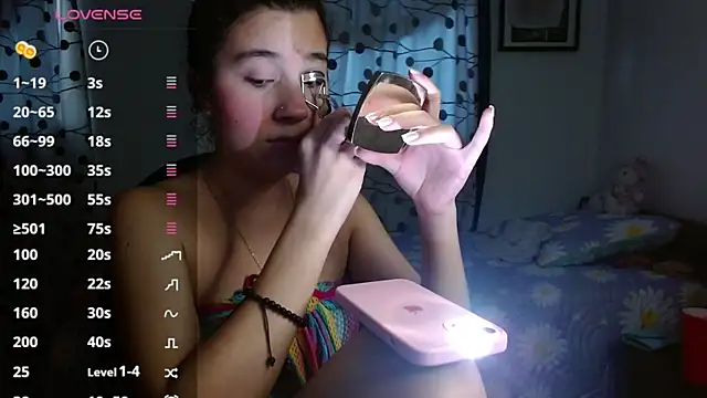 Snapshot of mia__lopez_ chatting on January 31, 2025, 10:42 pm mia lopez online show from January 31, 2025, 10:42 pm