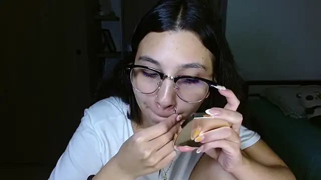 mia  lopez  online show from February 5, 2026, 3:24 am