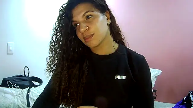 gatubelahot online show from January 16, 2026, 3:21 am