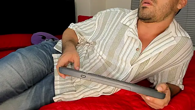 alexman fuck online show from April 28, 2026, 2:27 am
