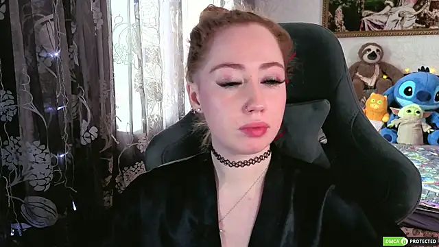 TinaBrook online show from April 27, 2026, 5:16 am