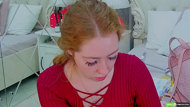 Snapshot of TinaBrook chatting on November 26, 2025, 4:12 am TinaBrook online show from November 26, 2025, 4:12 am