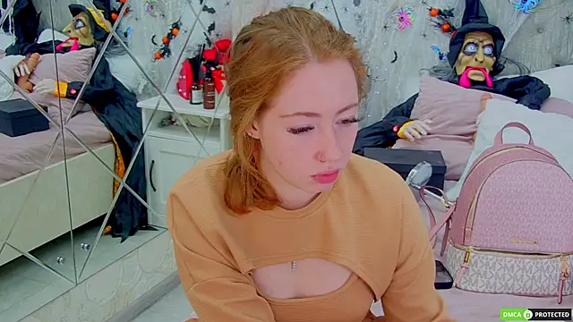 Snapshot of TinaBrook chatting on October 28, 2025, 4:02 am TinaBrook online show from October 28, 2025, 4:02 am