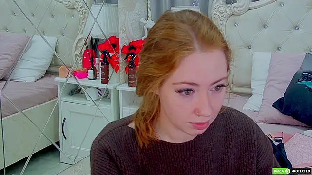 Snapshot of TinaBrook chatting on November 3, 2025, 3:34 am TinaBrook online show from November 3, 2025, 3:34 am