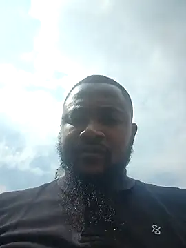 Snapshot of douksm chatting on March 1, 2025, 12:12 pm douksm online show from March 1, 2025, 12:12 pm