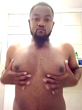 Snapshot of douksm chatting on February 3, 2025, 3:31 am douksm online show from February 3, 2025, 3:31 am