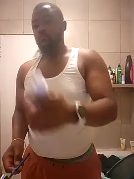 Snapshot of douksm chatting on March 5, 2025, 3:51 am douksm online show from March 5, 2025, 3:51 am