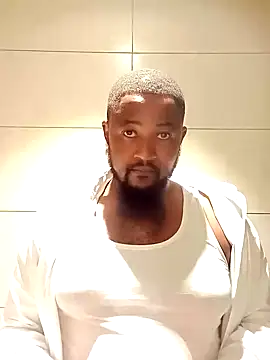 Snapshot of douksm chatting on February 7, 2025, 12:17 pm douksm online show from February 7, 2025, 12:17 pm