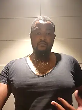 Snapshot of douksm chatting on February 13, 2025, 2:31 pm douksm online show from February 13, 2025, 2:31 pm