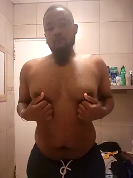 Snapshot of douksm chatting on March 18, 2025, 3:23 am douksm online show from March 18, 2025, 3:23 am