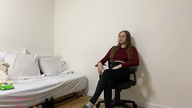 Snapshot of SunriseGuys chatting on February 5, 2026, 1:18 pm SunriseGuys online show from February 5, 2026, 1:18 pm