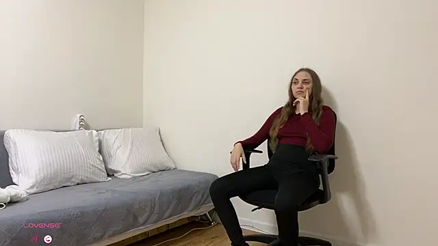 Snapshot of SunriseGuys chatting on February 16, 2026, 1:21 pm SunriseGuys online show from February 16, 2026, 1:21 pm