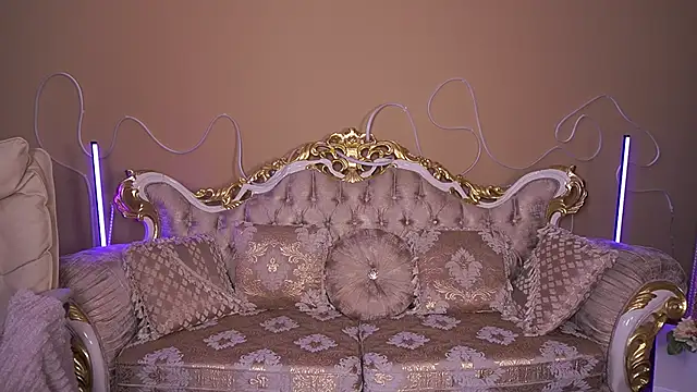 Snapshot of KimberlyWorld chatting on October 22, 2025, 12:48 pm KimberlyWorld online show from October 22, 2025, 12:48 pm