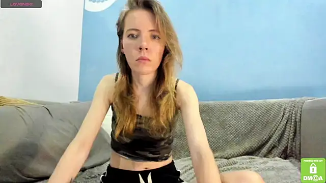 Kalisee  online show from December 6, 2024, 5:28 pm