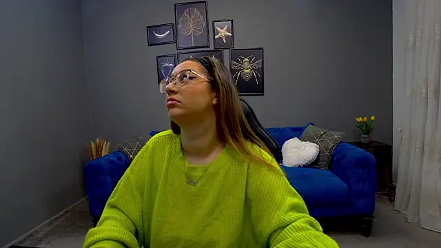 Snapshot of Katewalker_ chatting on February 4, 2025, 6:06 pm Katewalker online show from February 4, 2025, 6:06 pm