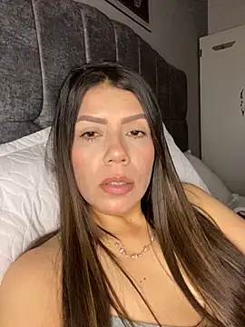 Snapshot of martina_contreras chatting on March 16, 2026, 5:04 am martina contreras online show from March 16, 2026, 5:04 am