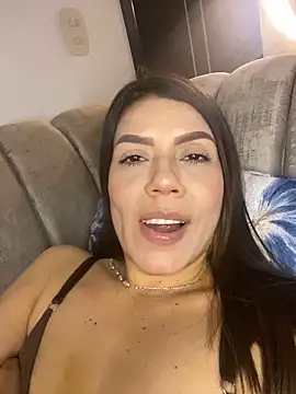 martina contreras online show from April 1, 2026, 12:02 am