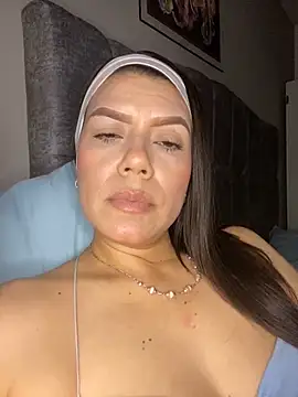 martina contreras online show from May 19, 2026, 6:09 am