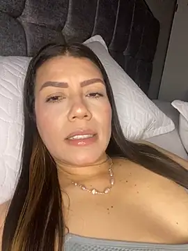 Snapshot of martina_contreras chatting on February 22, 2026, 10:11 pm martina contreras online show from February 22, 2026, 10:11 pm