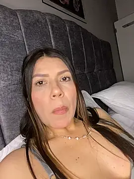 Snapshot of martina_contreras chatting on March 13, 2026, 4:06 am martina contreras online show from March 13, 2026, 4:06 am