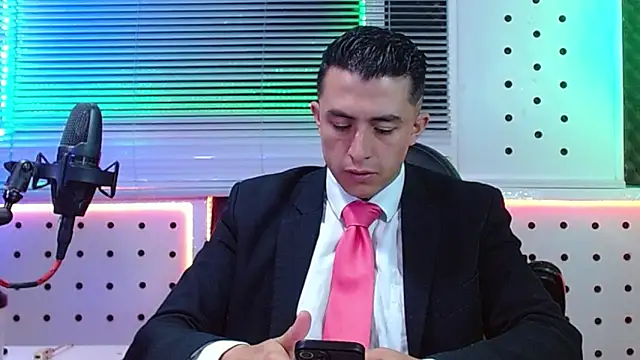 Darko0717 online show from May 5, 2026, 11:24 am
