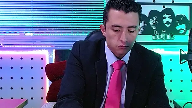 Snapshot of Darko0717 chatting on June 19, 2026, 1:39 pm Darko0717 online show from June 19, 2026, 1:39 pm