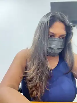 Snapshot of Black_Beauty997 chatting on March 16, 2025, 4:34 pm Black Beauty997 online show from March 16, 2025, 4:34 pm