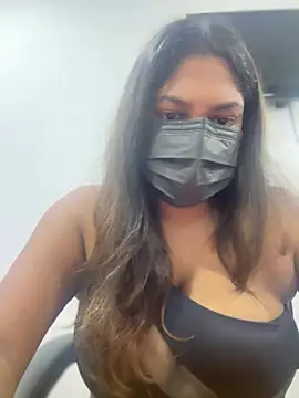 Snapshot of Black_Beauty997 chatting on March 16, 2025, 5:14 am Black Beauty997 online show from March 16, 2025, 5:14 am