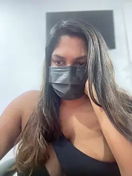 Snapshot of Black_Beauty997 chatting on February 18, 2025, 5:09 pm Black Beauty997 online show from February 18, 2025, 5:09 pm