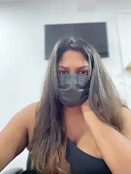 Snapshot of Black_Beauty997 chatting on February 23, 2025, 4:13 pm Black Beauty997 online show from February 23, 2025, 4:13 pm