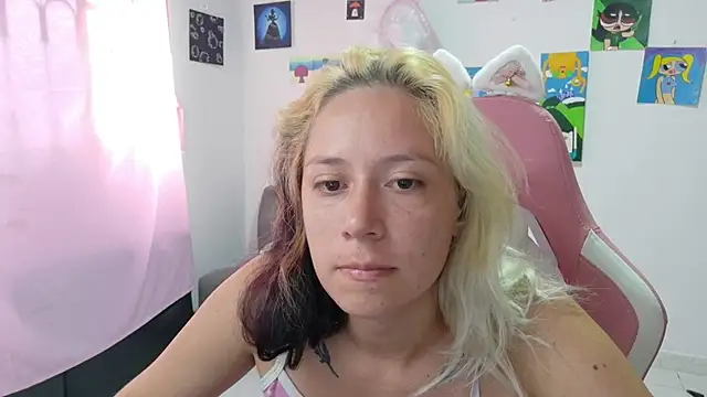 Snapshot of MommyMiaWs chatting on March 11, 2026, 3:17 pm MommyMiaWs online show from March 11, 2026, 3:17 pm