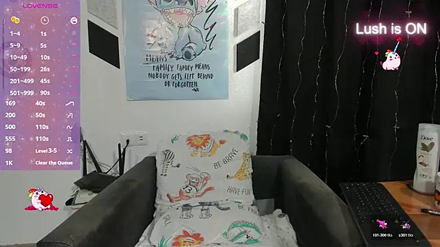 Snapshot of alexysgray chatting on November 7, 2025, 3:27 pm alexysgray online show from November 7, 2025, 3:27 pm