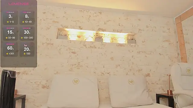 Snapshot of anette_cooper chatting on March 19, 2025, 1:18 pm anette cooper online show from March 19, 2025, 1:18 pm