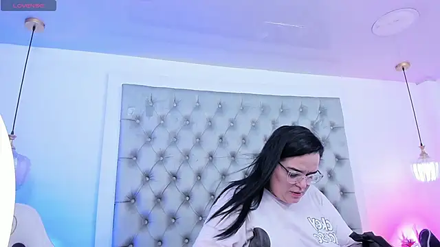 Snapshot of anette_cooper chatting on June 30, 2026, 3:28 am anette cooper online show from June 30, 2026, 3:28 am