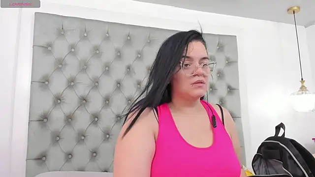Snapshot of anette_cooper chatting on June 12, 2026, 3:15 am anette cooper online show from June 12, 2026, 3:15 am
