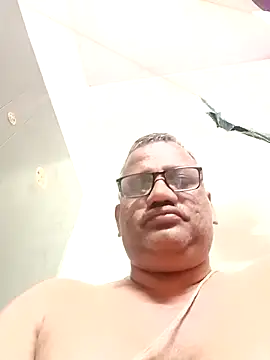 Snapshot of StarPacifist6 chatting on March 9, 2025, 6:21 pm StarPacifist6 online show from March 9, 2025, 6:21 pm