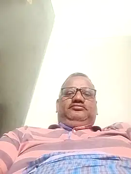 Snapshot of StarPacifist6 chatting on March 6, 2025, 4:17 pm StarPacifist6 online show from March 6, 2025, 4:17 pm