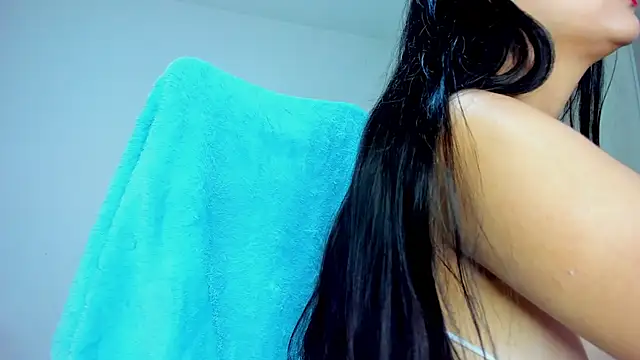 monica little23 online show from June 23, 2026, 6:39 pm