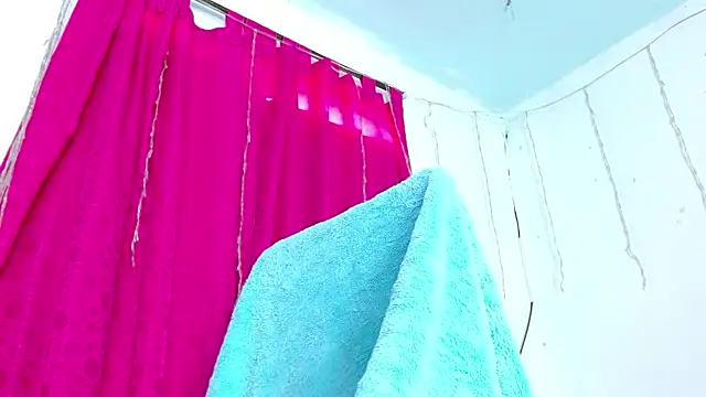 monica little23 online show from January 11, 2026, 2:24 pm