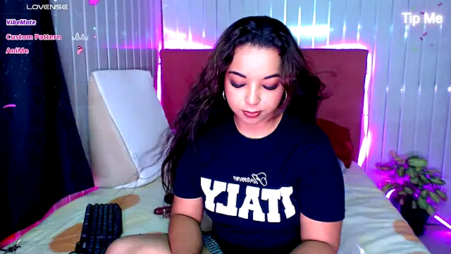 SweetKathy2 online show from April 18, 2026, 10:21 pm