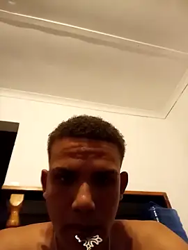 Linex06 online show from February 25, 2026, 5:46 pm