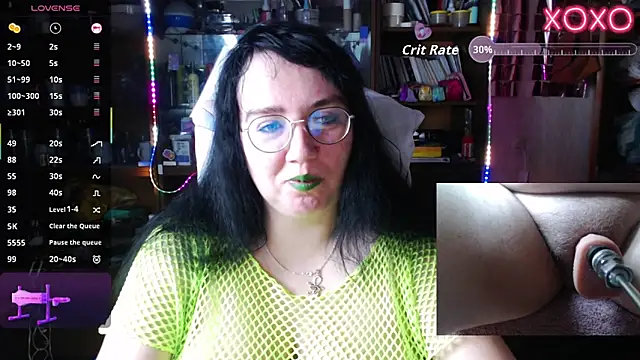 LeonaHarrison online show from October 9, 2025, 3:18 am