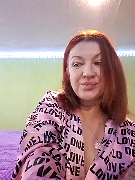 Snapshot of KiraXTender chatting on December 18, 2025, 2:16 am KiraXTender online show from December 18, 2025, 2:16 am