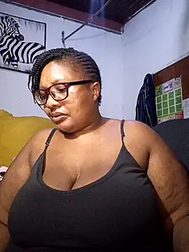 Snapshot of YELLOW_BONE chatting on March 10, 2026, 8:57 pm YELLOW BONE online show from March 10, 2026, 8:57 pm