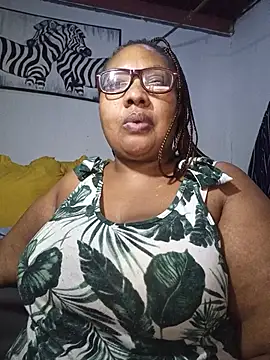 YELLOW BONE online show from May 9, 2026, 9:18 pm