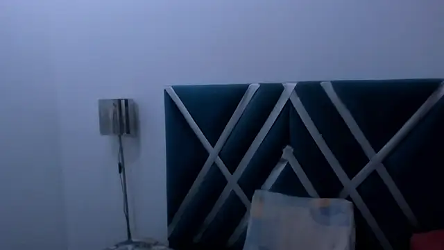 veronica salas online show from February 8, 2026, 12:14 pm