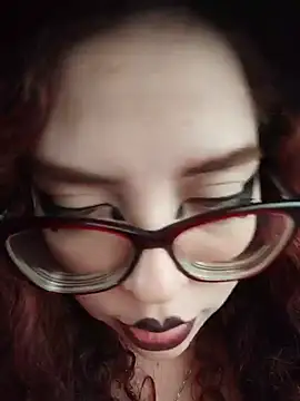Snapshot of alicce_moon_ chatting on June 28, 2026, 6:47 pm alicce moon online show from June 28, 2026, 6:47 pm